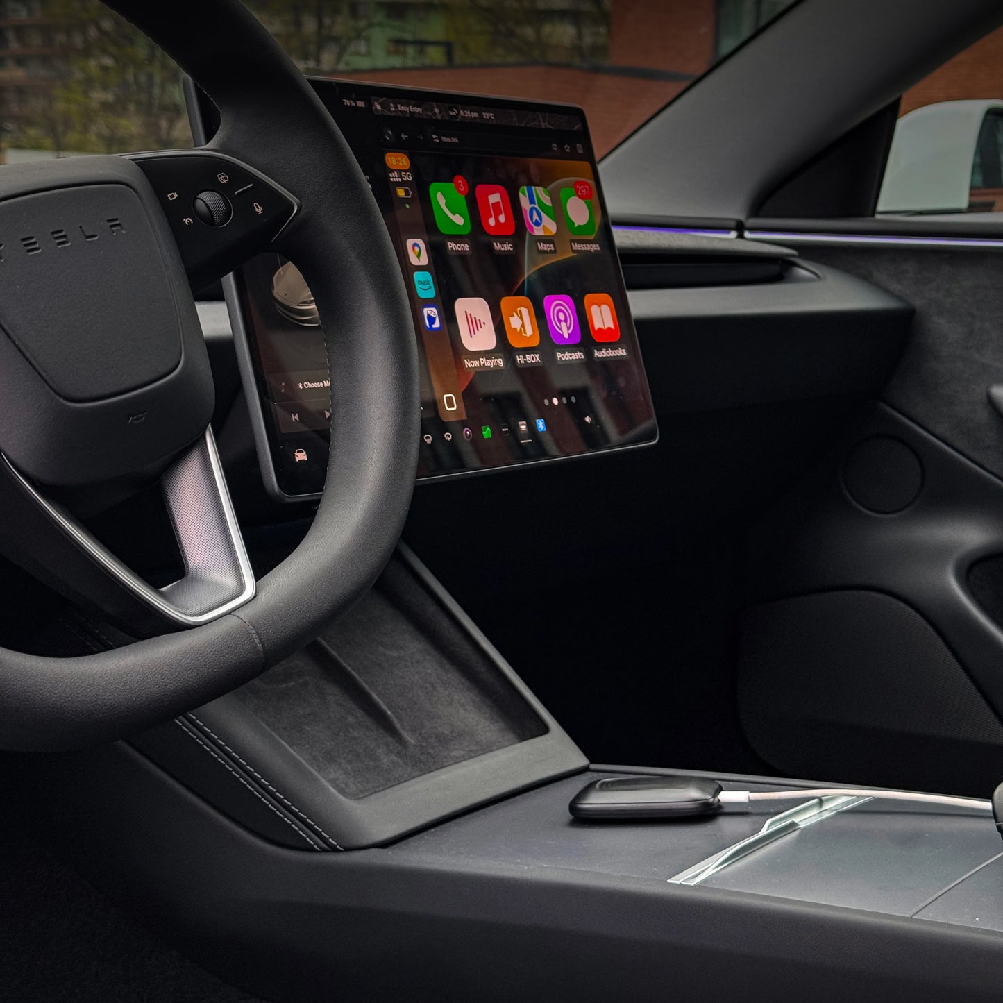 Teslahubz™ Space Box - CarPlay for Y, 3, S, X, Cybertruck