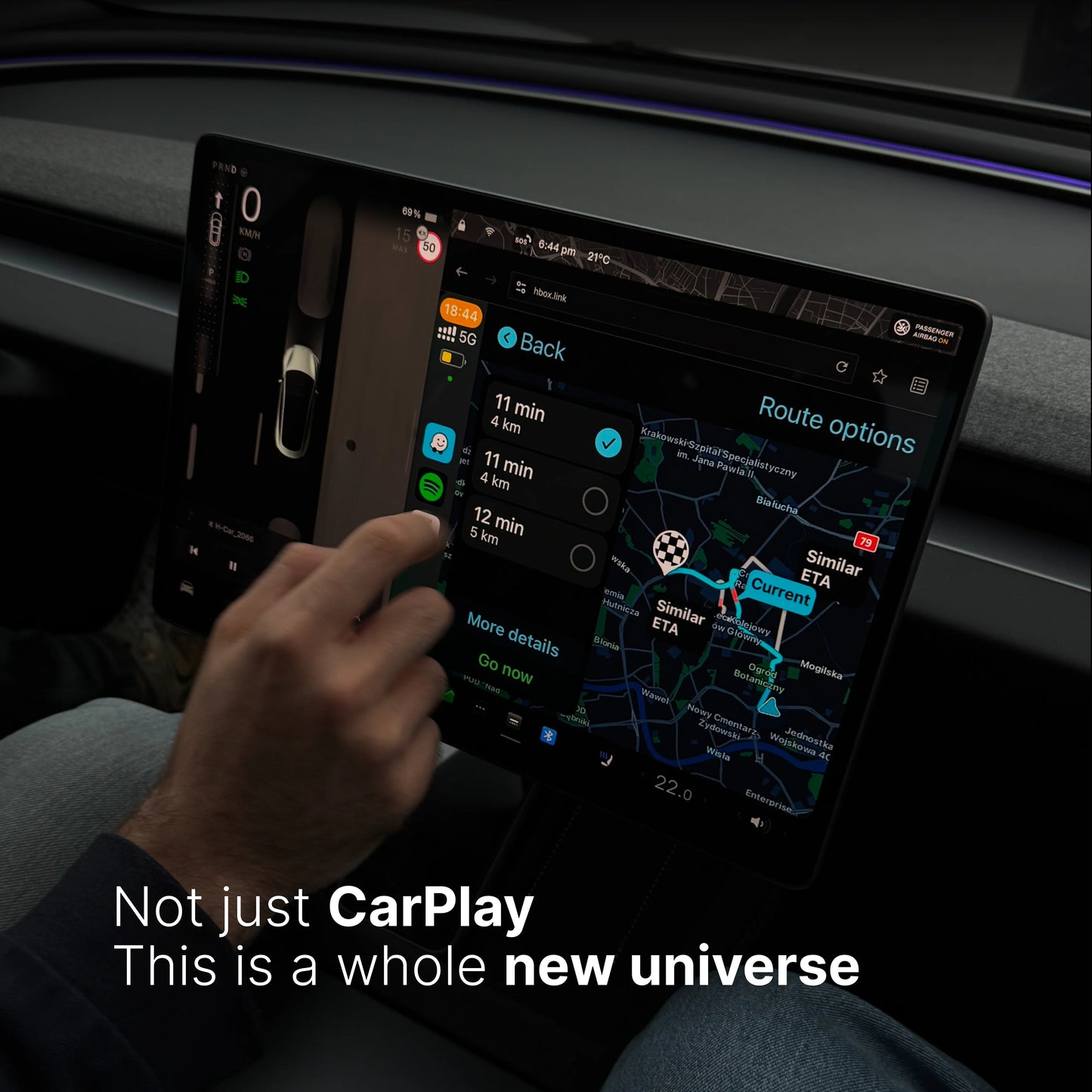 Teslahubz™ Space Box - CarPlay for Y, 3, S, X, Cybertruck